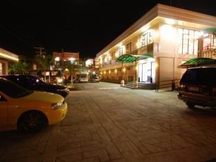 La Roca Veranda Suites & Restaurant Legazpi Luaran gambar