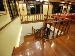 La Roca Veranda Suites & Restaurant Legazpi Luaran gambar